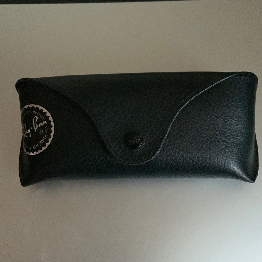 Ray ban sunglass case